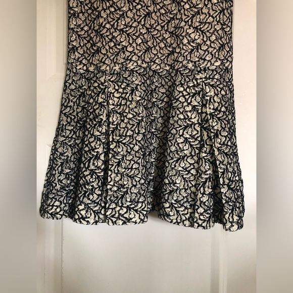 Emilia Wickstead Black and Ivory Flocked Lace Dress - Picture 9 of 16